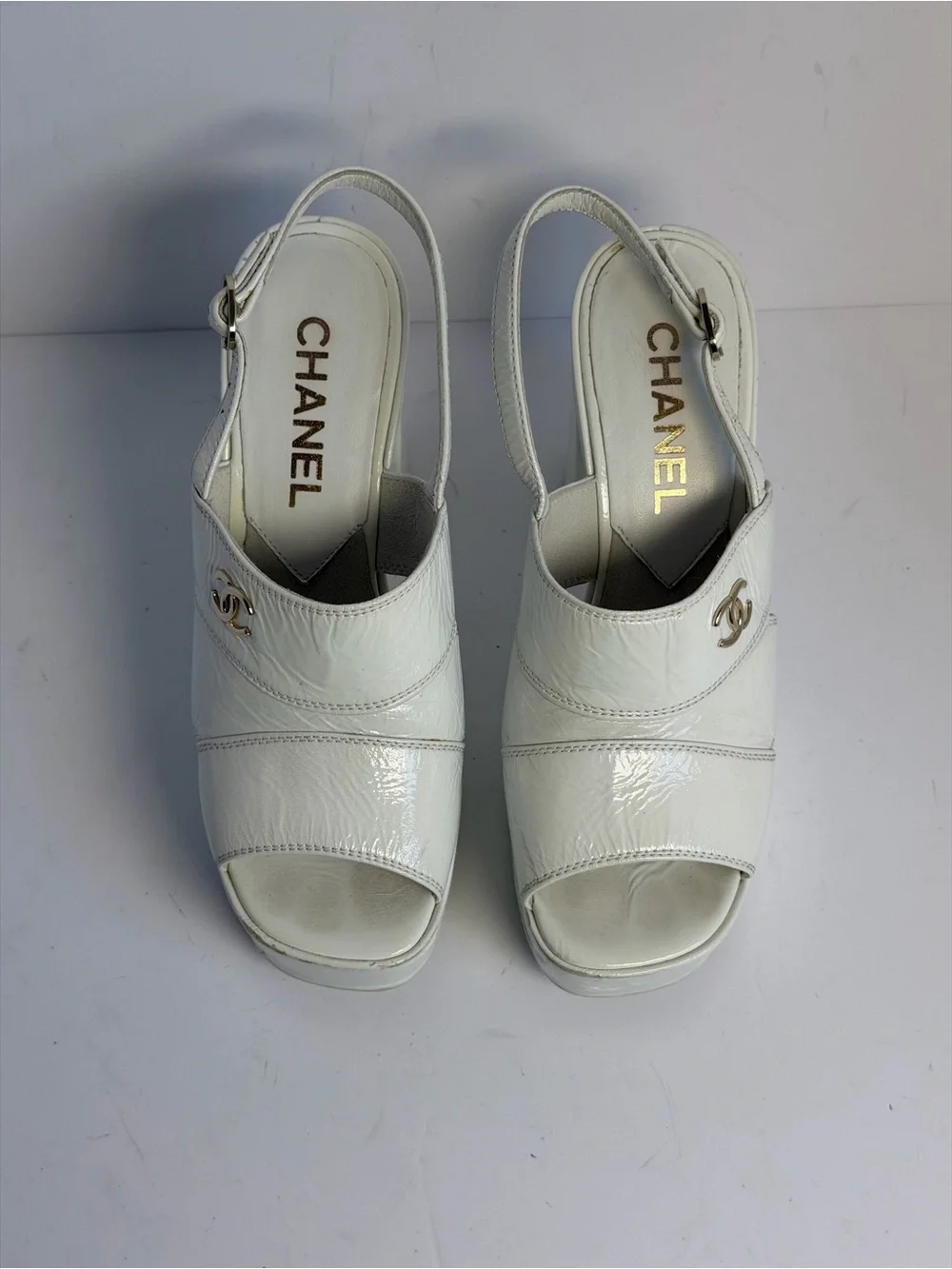 Chanel Pre-Fall 2023 Paris-Dakar Runway White Patent Leather Platform Slingback